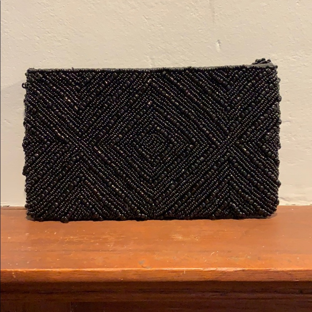 Small beaded clutch